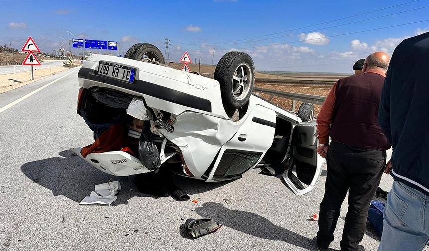 Otomobilin takla attığı kazada 4 kişi yaralandı
