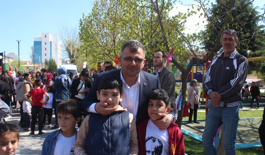 Başkan Koyuncu'dan Çocuklara 23 Nisan Armağanı