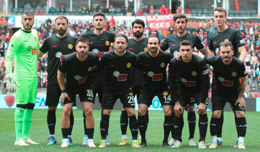 Eskişehirspor ligde son kez taraftarı önüne çıkıyor