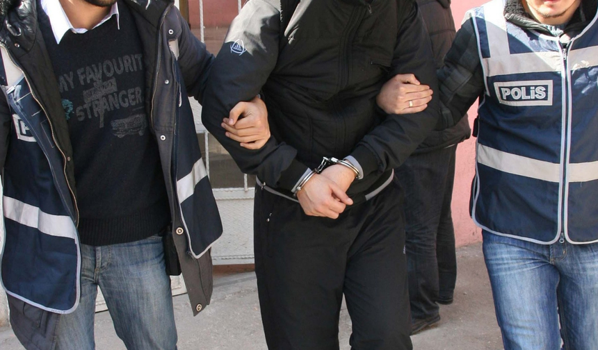 Afyonkarahisar'dan gelen tarihi eser kaçakçısı Eskişehir'de yakalandı