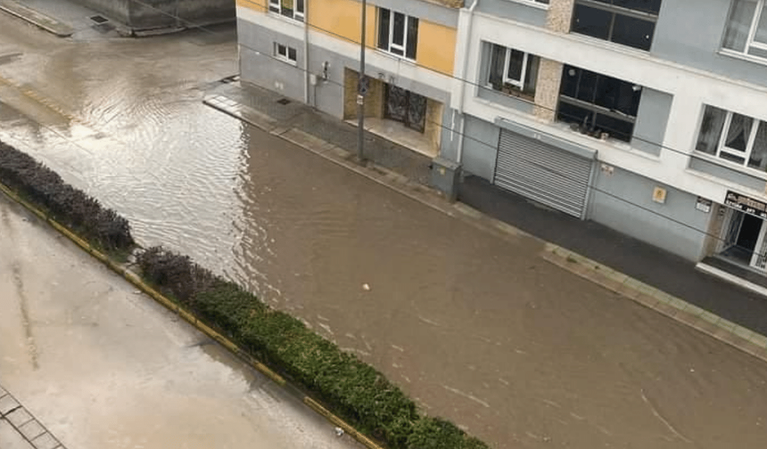 Eskişehir'de her yağışta aynı manzara