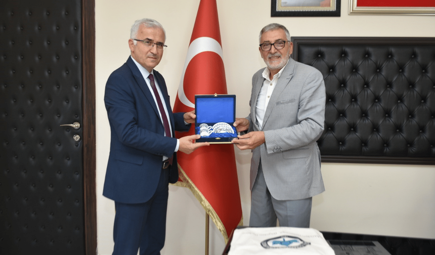 Rektör Çolak, Başkan Bozkurt'u ziyaret etti