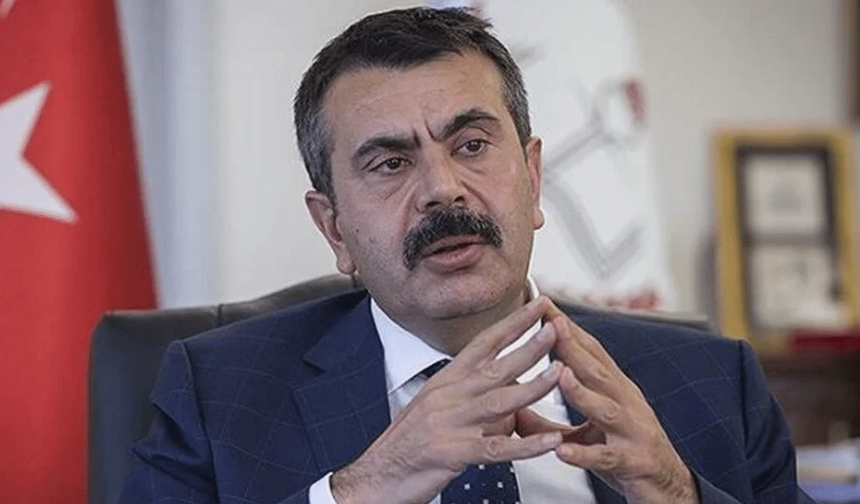 6.2’lik deprem sonrası ilk açıklama: Bakan Tekin'den 'tatil' mesajı