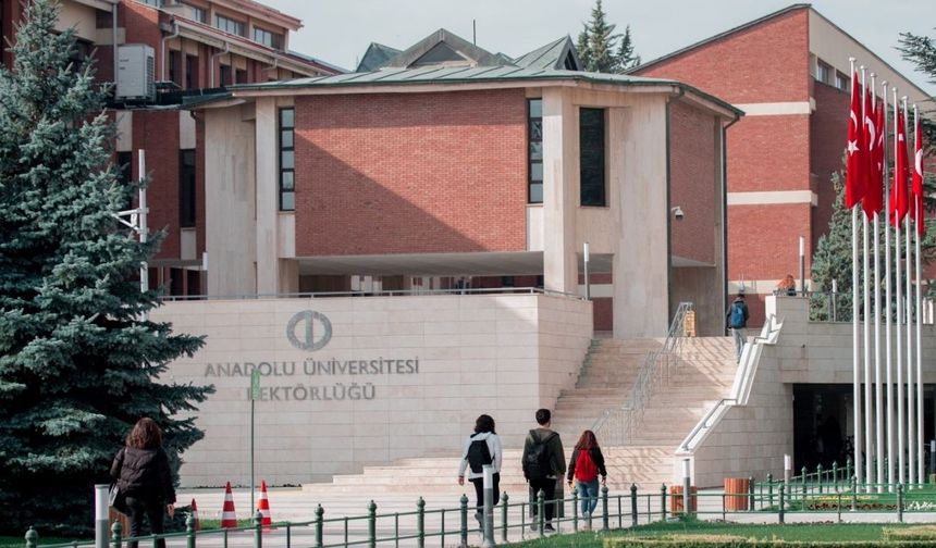 Açıköğretim Fakültesi sınav takvimi 2025: Ara Sınav, Final ve Yaz Okulu tarihleri