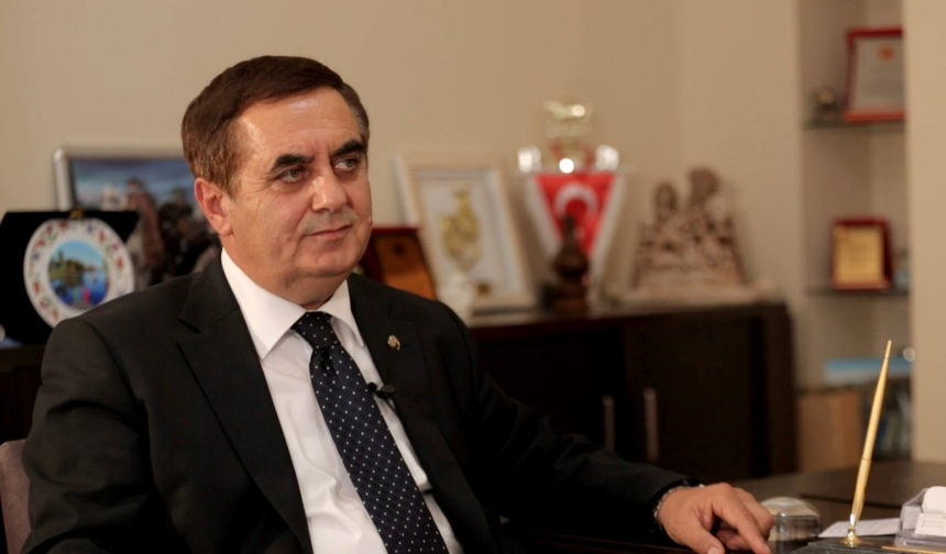 Mahmudiye Belediye Başkanı Gündoğan ve belediye meclis üyeleri CHP'den istifa etti