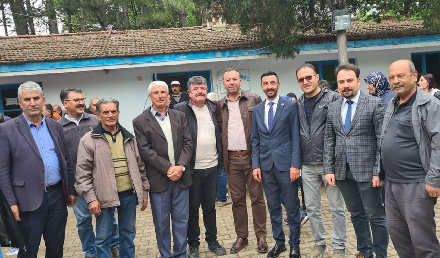 AK Parti Grup Başkanvekili Ahmet Sivri yağmur duasına katıldı