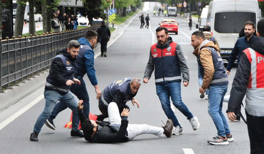 Bakan Yerlikaya açıkladı: Taksim'e yürümek isteyen ve polise saldıran 210 kişiye gözaltı