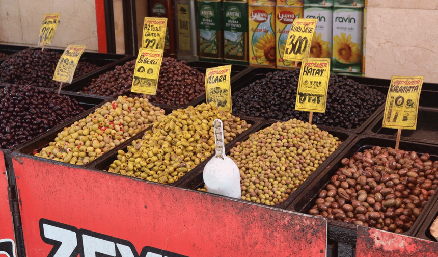 Eskişehir'de zeytin fiyatları cep yakıyor: Esnaf da vatandaş da şikayetçi