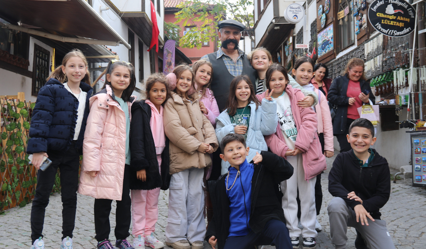 Eskişehir'de bütün gözler üstünde: Gören fotoğraf çektirmek istiyor