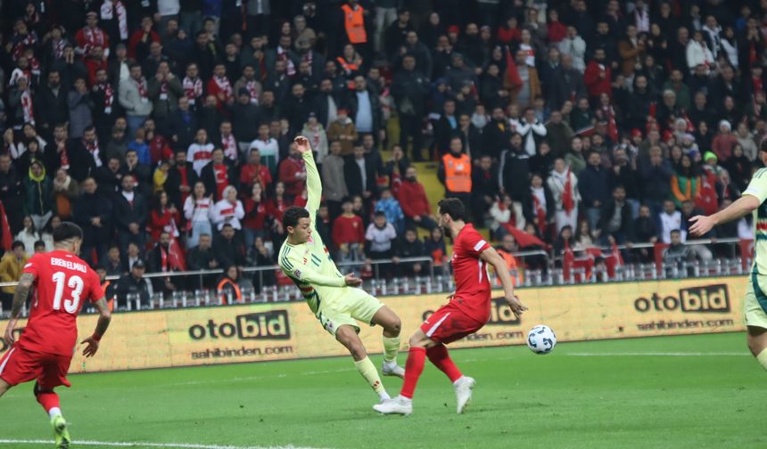 Milli Takım UEFA Uluslar Ligi'nde Grup liderliğini korudu