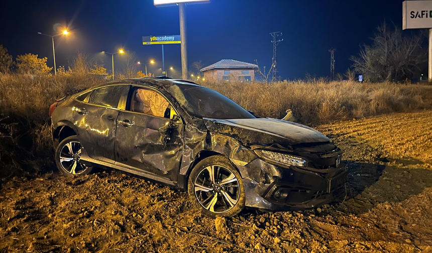 Korkunç kaza! Kontrolünü kaybeden araç defalarca takla attı