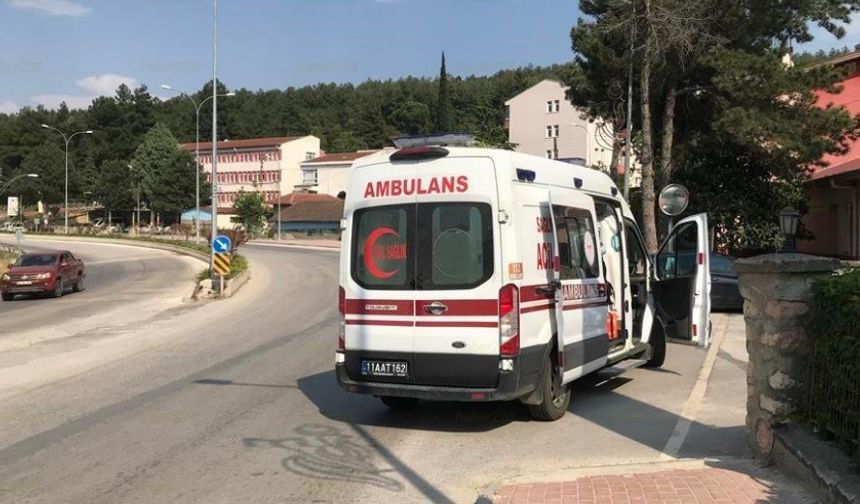 Komşuda seyir halindeki motosiklet devrildi: 1 yaralı