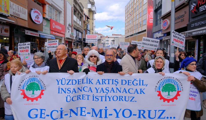 “Göstermelik enflasyon hesapları tiyatrosuna kanmayacağız”