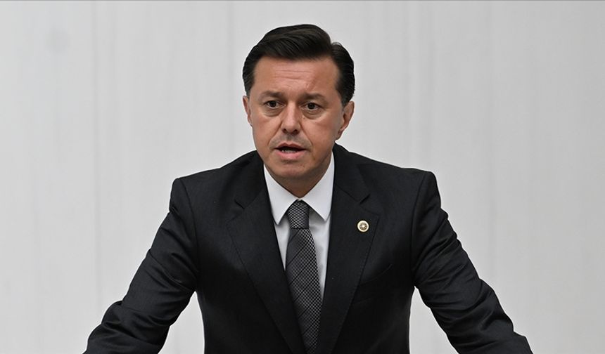 Hatipoğlu'ndan Beylikova çıkışı: "Milletin menfaatine düşmanlık eden bir tavırla yürütmeyi durdurma davası açtılar"