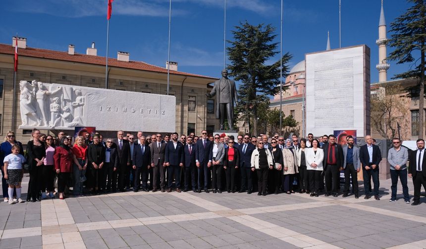 “Biz bu milleti ayağa kaldıracak olan partiyiz”