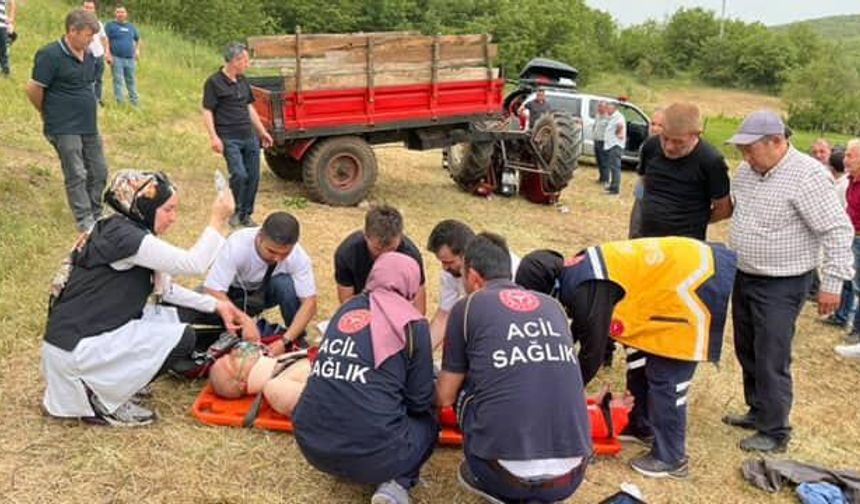Komşuda devrilen traktör altında kalan sürücü ağır yaralandı