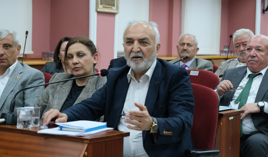 AK Partili Mehmet Kepez: “Odunpazarı alacaklarını tahsil etmeli”