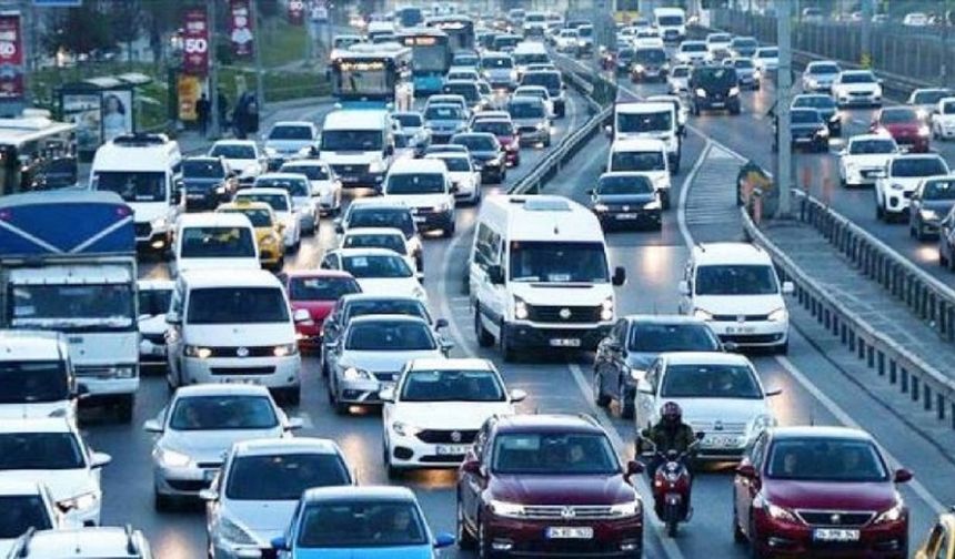 Kontrol etmeden artık yola çıkmayın: Trafikte binlerce lira cezası var