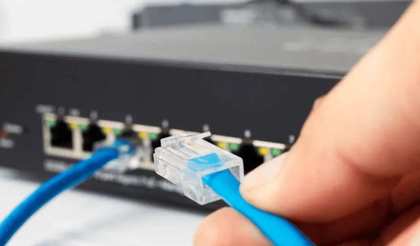 Binlerce site kullanılamıyor: Dünya genelinde internet erişimi durma noktasına geldi