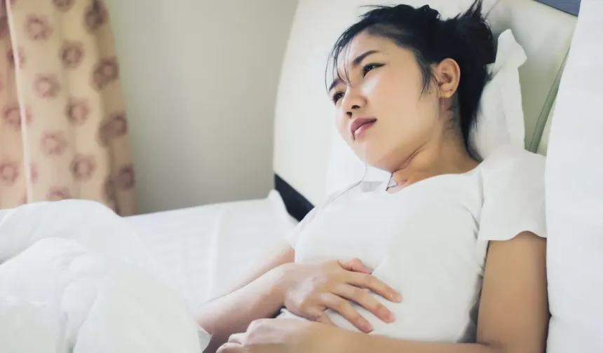 Her ay çektiğiniz ağrıyı normal sanmayın: Aslında sadece bir kadın hastalığı değil!