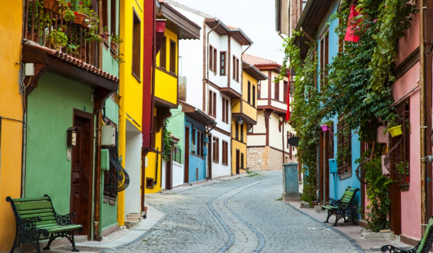 Her yıl binlerce turist ziyaret ediyor: Odunpazarı'nın tarihi nereye dayanıyor?