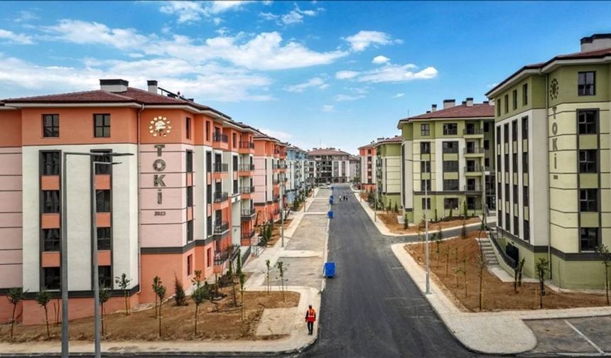 Bir ilçeye nefes aldıracak haber: 300 konutluk TOKİ projesi resmen başlıyor