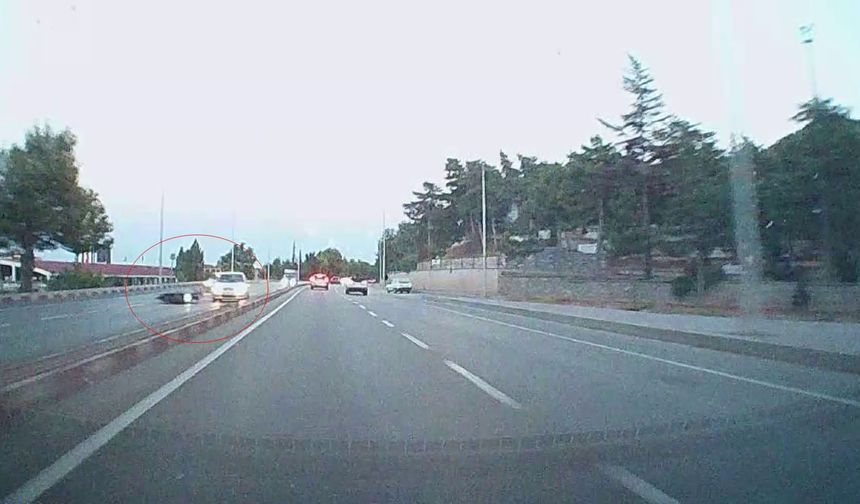 Komşuda bir kişinin yaralandığı kaza anbean görüntülendi