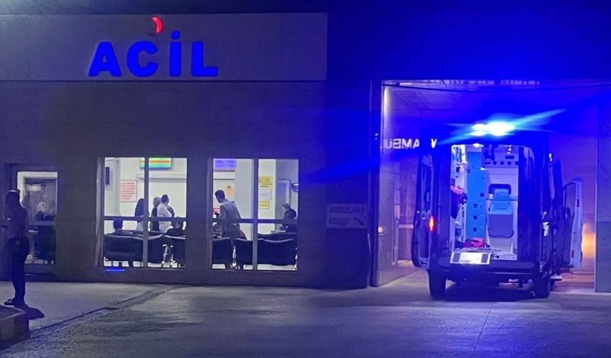 Komşuda iki otomobil çarpıştı: 5 yaralı!