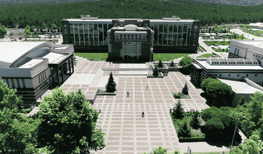 Türkiye'nin akademik başarı sıralaması açıklandı: Osmangazi Üniversitesi ilk 25'de!