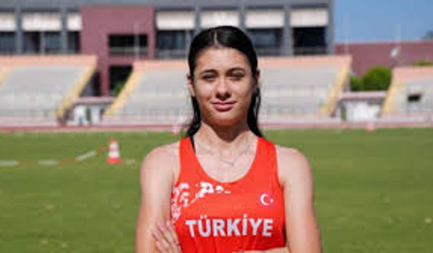 Aysel Önder’den dünya rekoru