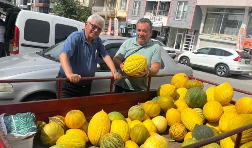 Kuruçay kavunu tezgahlarda yerini aldı