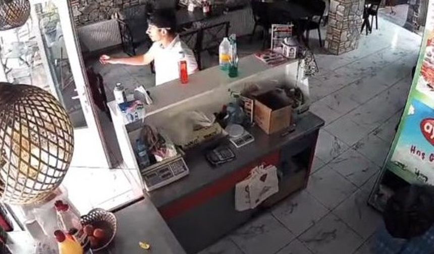 Eskişehir'in komşusunda deprem anı böyle görüntülendi