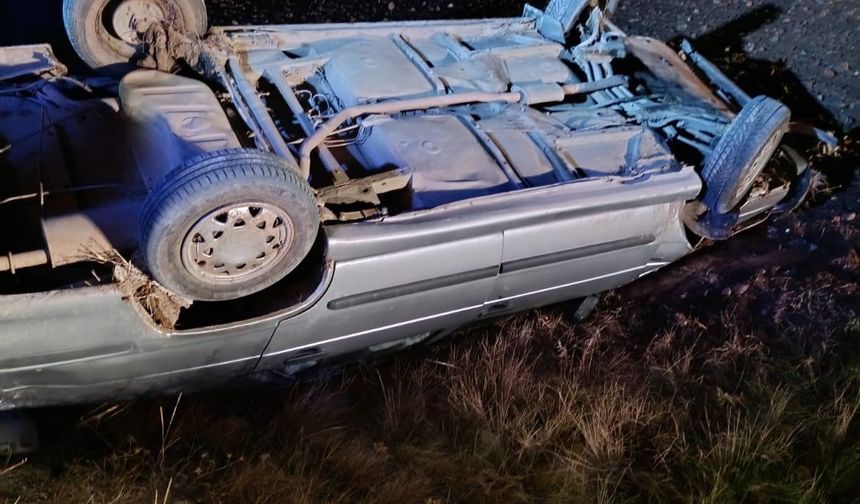 Komşuda takla atan otomobil şarampole uçtu