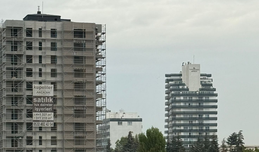 Eskişehir’in en yüksek katlı ikinci binası yükseliyor