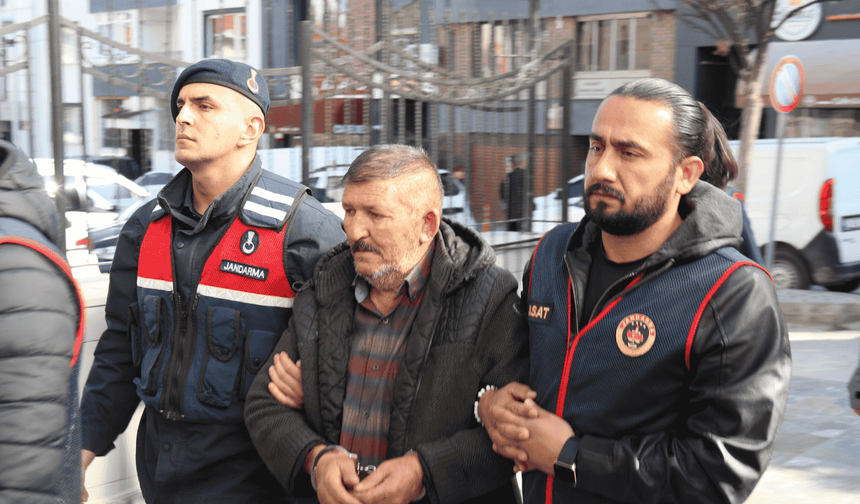 Eskişehir'de kardeşinin cesedini saklayan abi konuştu: "Bıçakla boğazıma sarıldı..."