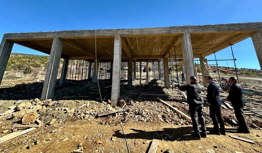 Mihalıççık’ta “Çömlek Pişirme Alanı” inşaatı devam ediyor