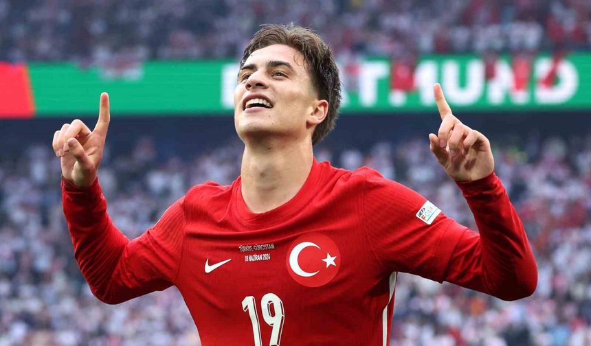 Milli Futbolcu bonservis rekoru kıracak: Dev ekipler peşinde