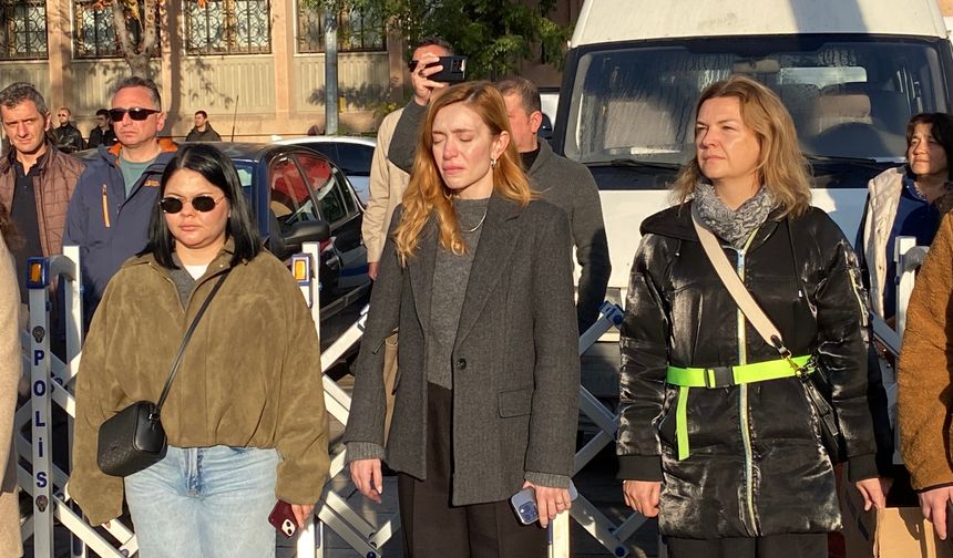 87 yıl geçti ama acısı hala ilk günkü gibi: Eskişehirliler anma töreninde gözyaşlarını tutamadı