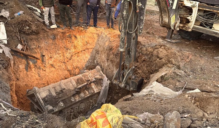 Eskişehir'in komşusunda toprağa gömülü sahte lahit bulundu