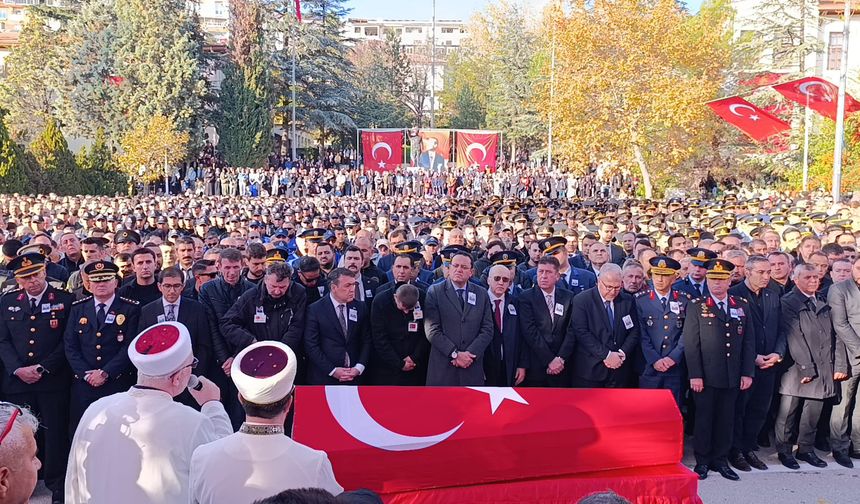 Şehit Hava Uçak Bakım Astsubay Üstçavuş İlhan Ongan son yolculuğuna uğurlandı