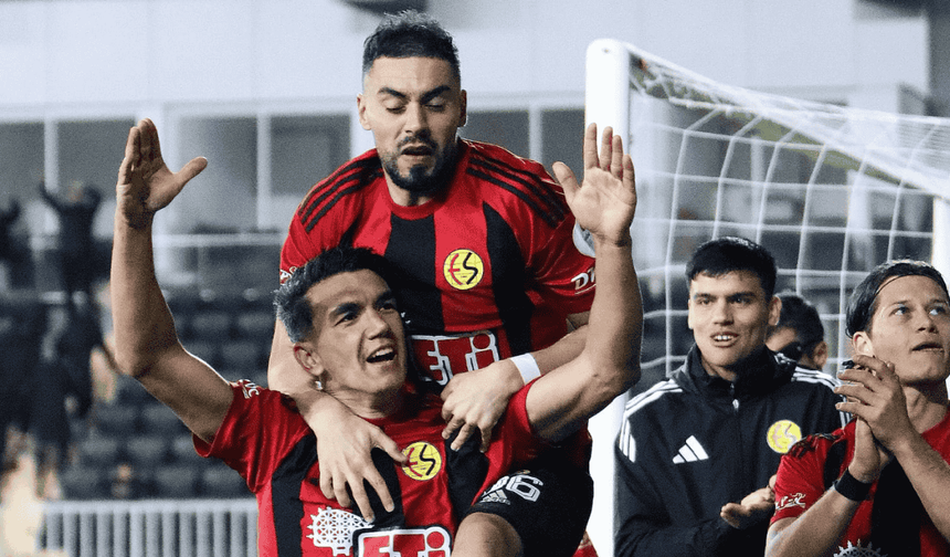 Akın Akman’dan muhteşem 3’lük