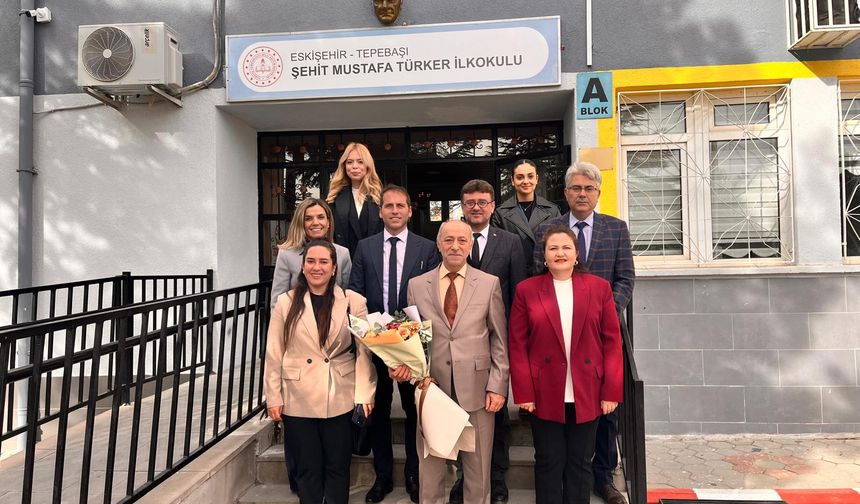 Tepebaşı'nın en kıdemli öğretmenine anlamlı ziyaret