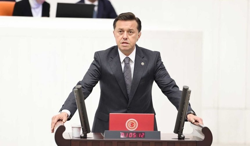 Hatipoğlu Başkan Ünlüce'ye seslendi: "Bu şehir deneme tahtası değildir"