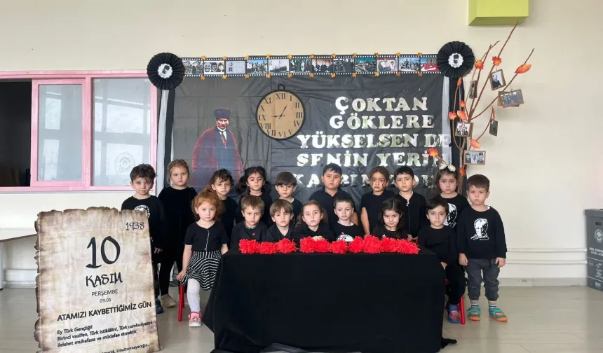 Eskişehirli minikler Atatürk'ü andı