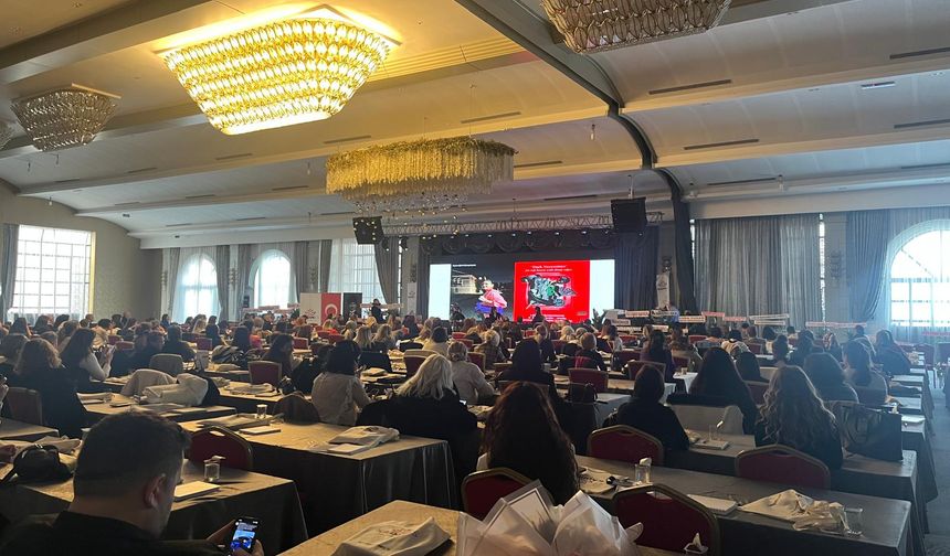 Kadınes Girişimcilik Zirvesi, Eskişehir’de yoğun katılımla gerçekleşti