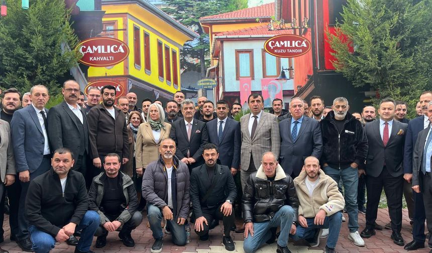 Emrah Özuzma Hazır Elbiseciler Odası’na adaylığını açıkladı