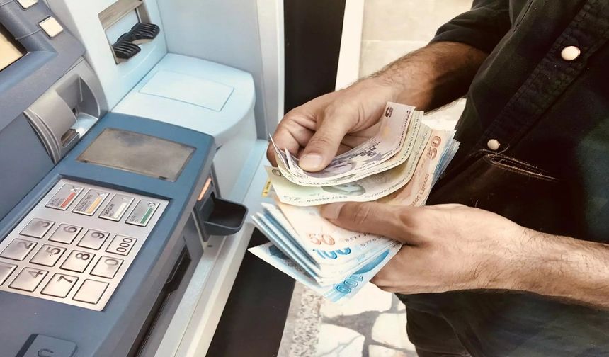 ATM’den bu şekilde para çekenler aman dikkat: Uzmanlar uyardı