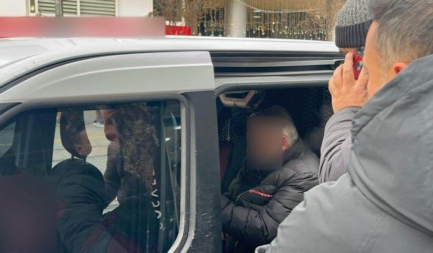 Eskişehir'de kuyumcuyu sahte altınla dolandırmaya çalışmıştı: Ev hapsi verildi