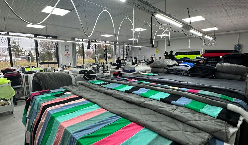 Atık kumaşlar Odunpazarı'nda yeniden hayat buluyor