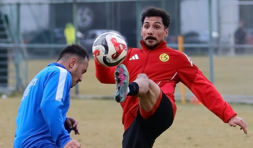 Es Es, Artıspor ile antrenman maçı yaptı